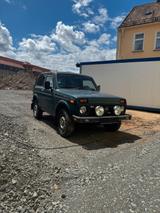 Lada Niva 4x4  125.848 km  Geländewagen ... - gebrauchte Lada Niva aus dem Jahr 2008