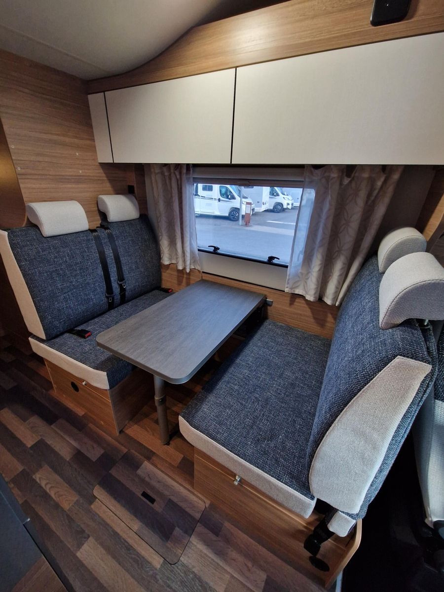 Fahrzeugabbildung Weinsberg CaraHome 650 DG