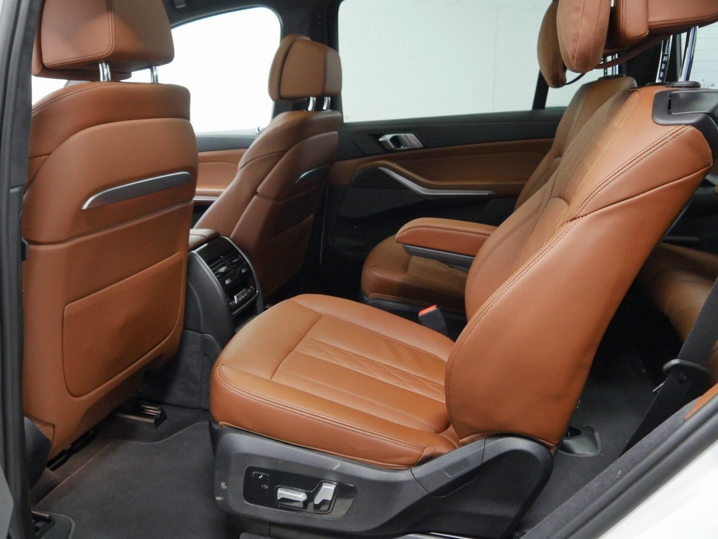 Fahrzeugabbildung BMW X7 xDrive40d M Sportpaket, Sky Lounge, Standheiz