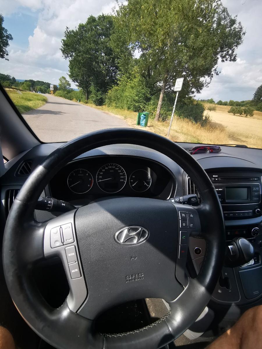 Hyundai H-1  CRDi-Travel  _ Scheckheftgepflegt