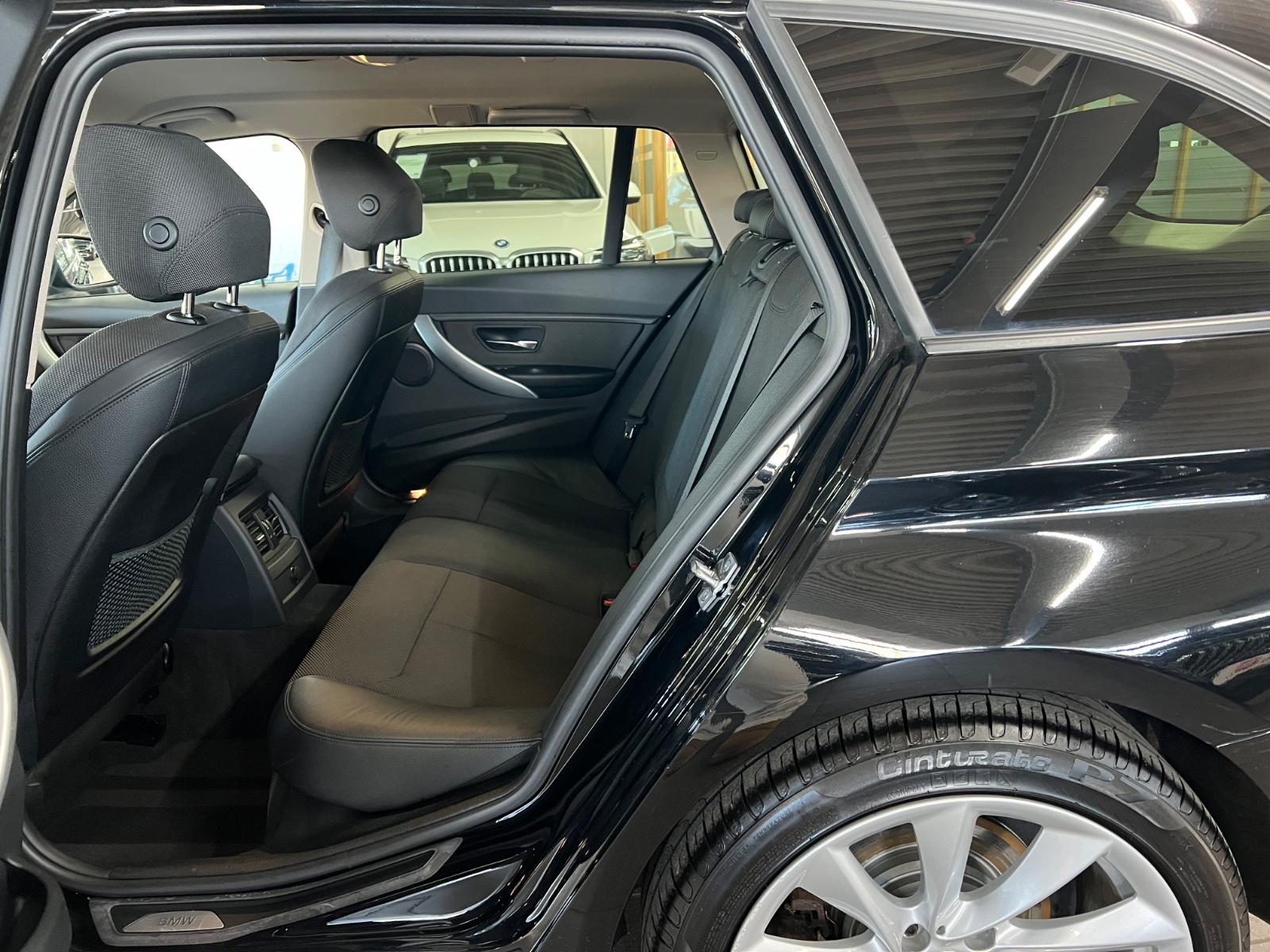 BMW 320 d T xDrive Modern AHK+Bi-Xe+AMB+Keyless uvm