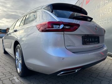 Opel Insignia - 11