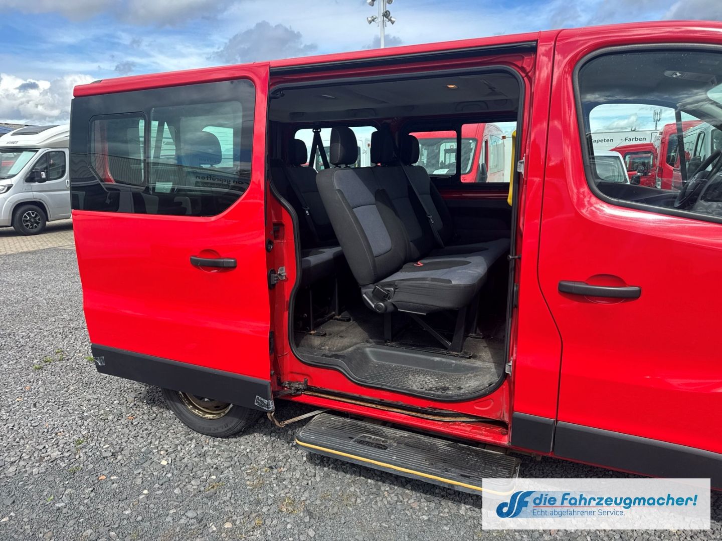 Fahrzeugabbildung Opel Vivaro B Kasten Combi L1H1 2,7t *2453 *EXPORT