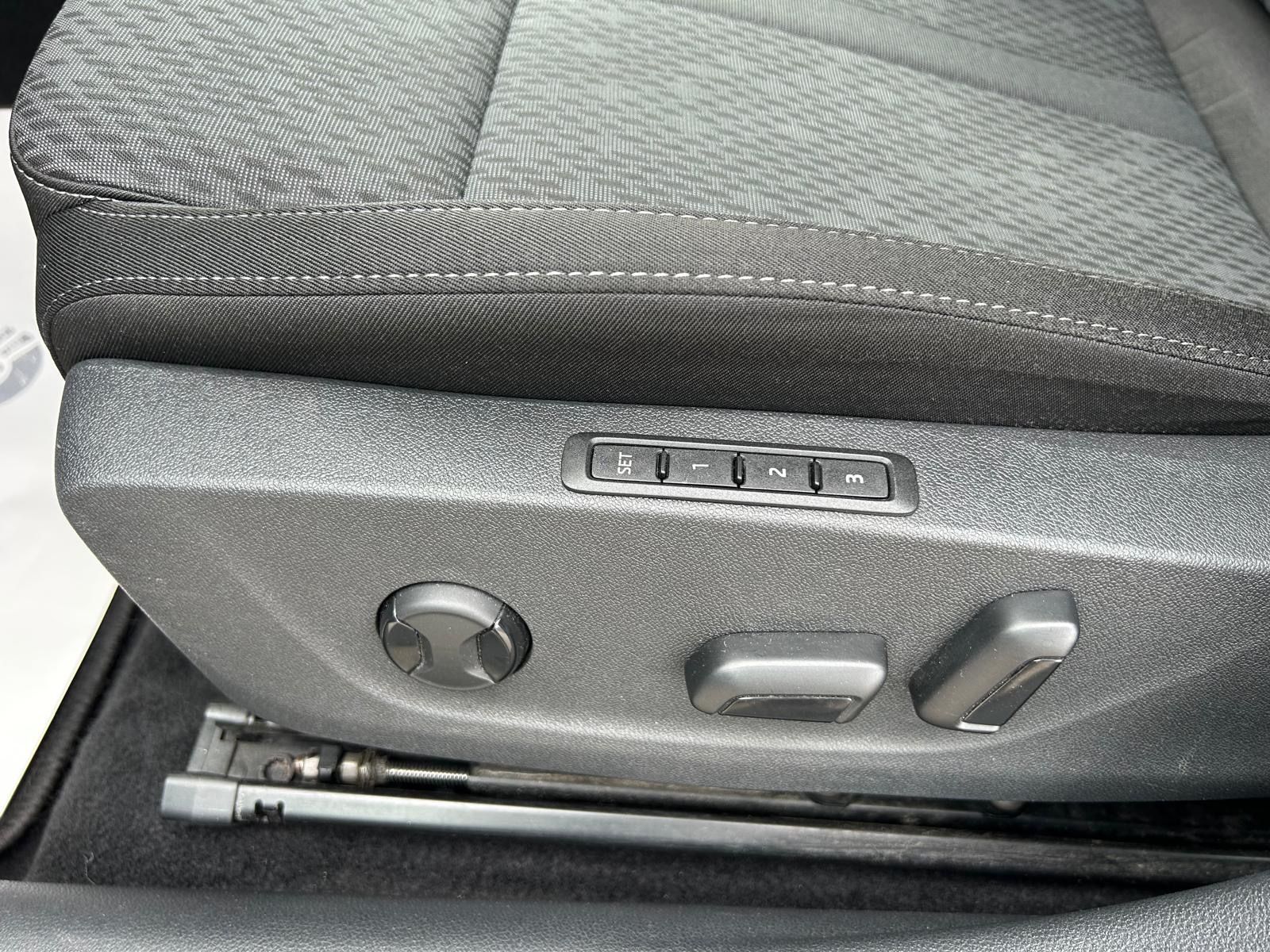 Fahrzeugabbildung SKODA Octavia Combi 2.0 TDI°150 PS°Kamera°Memory°1.Hnd