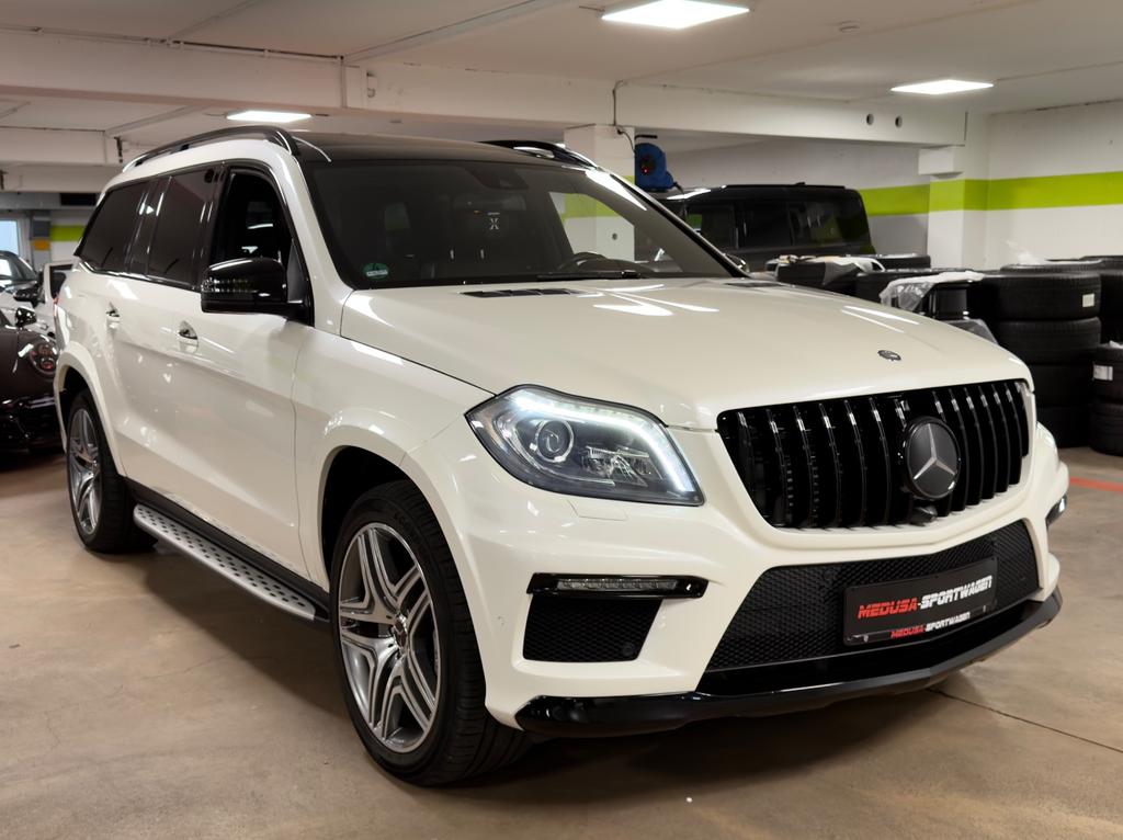 Mercedes-Benz GL 350 BlueTec 4M AMG DESIGNO 7SITZ PANO FULLOPT