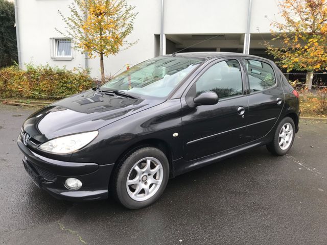 Peugeot 206 DIESEL  Cool  5TÜRIG+KLIMA+TÜV 7/2026+8FACH