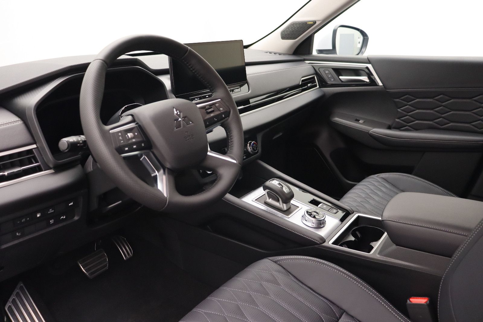 Fahrzeugabbildung Mitsubishi Outlander 2.4 PHEV Top 4WD