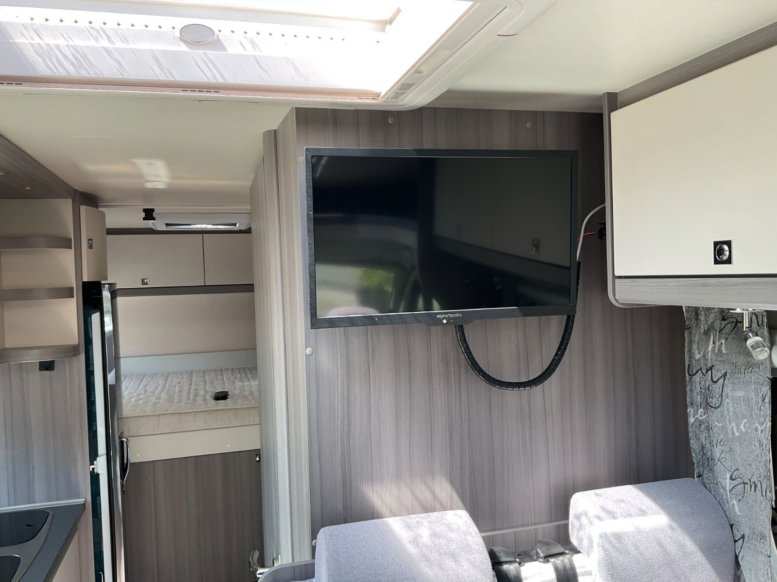 Fahrzeugabbildung Hobby Optima on Tour V65 GF