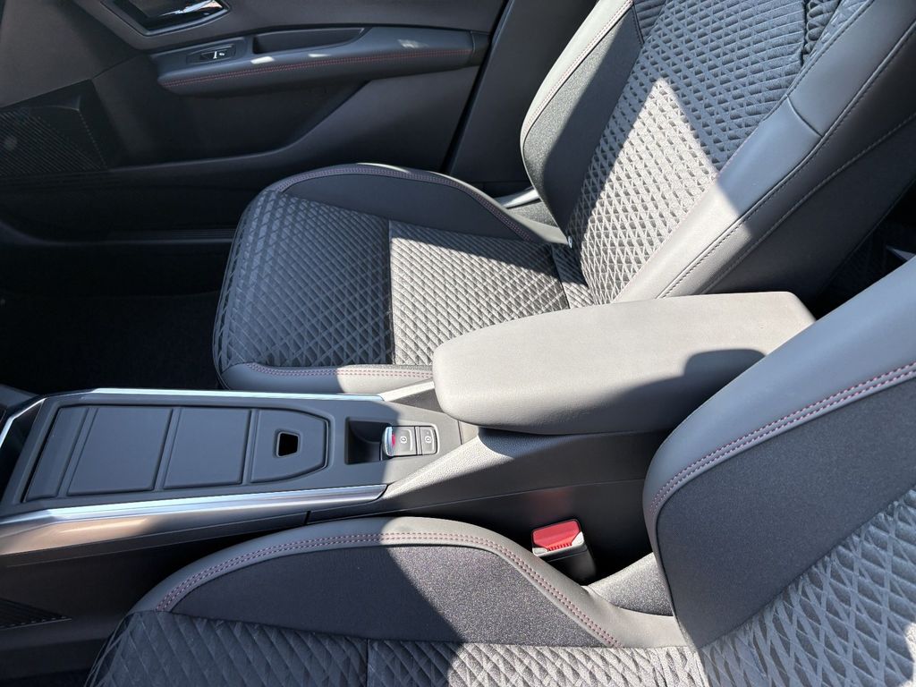 RENAULT Clio - Bild 9