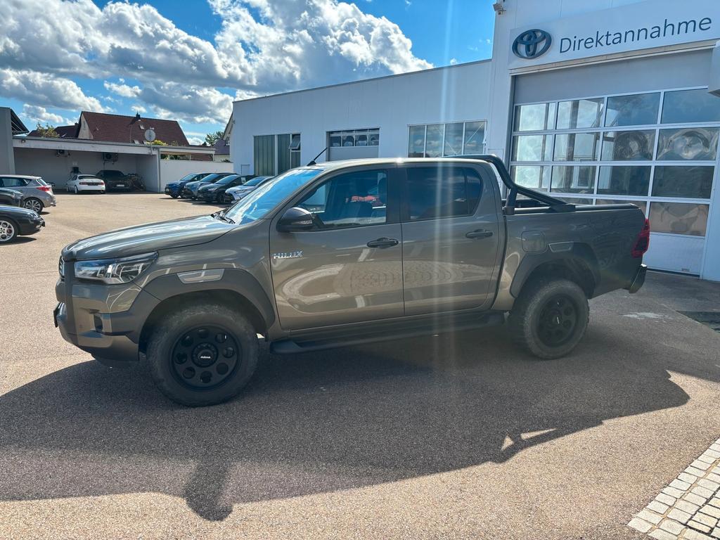Toyota Hilux