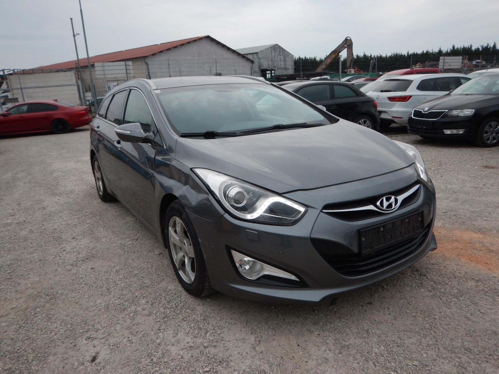 Hyundai i40 2014 — photo 22