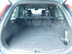 Fahrzeugabbildung Volvo XC90 Diesel B5 D AWD Geartronic R-Design