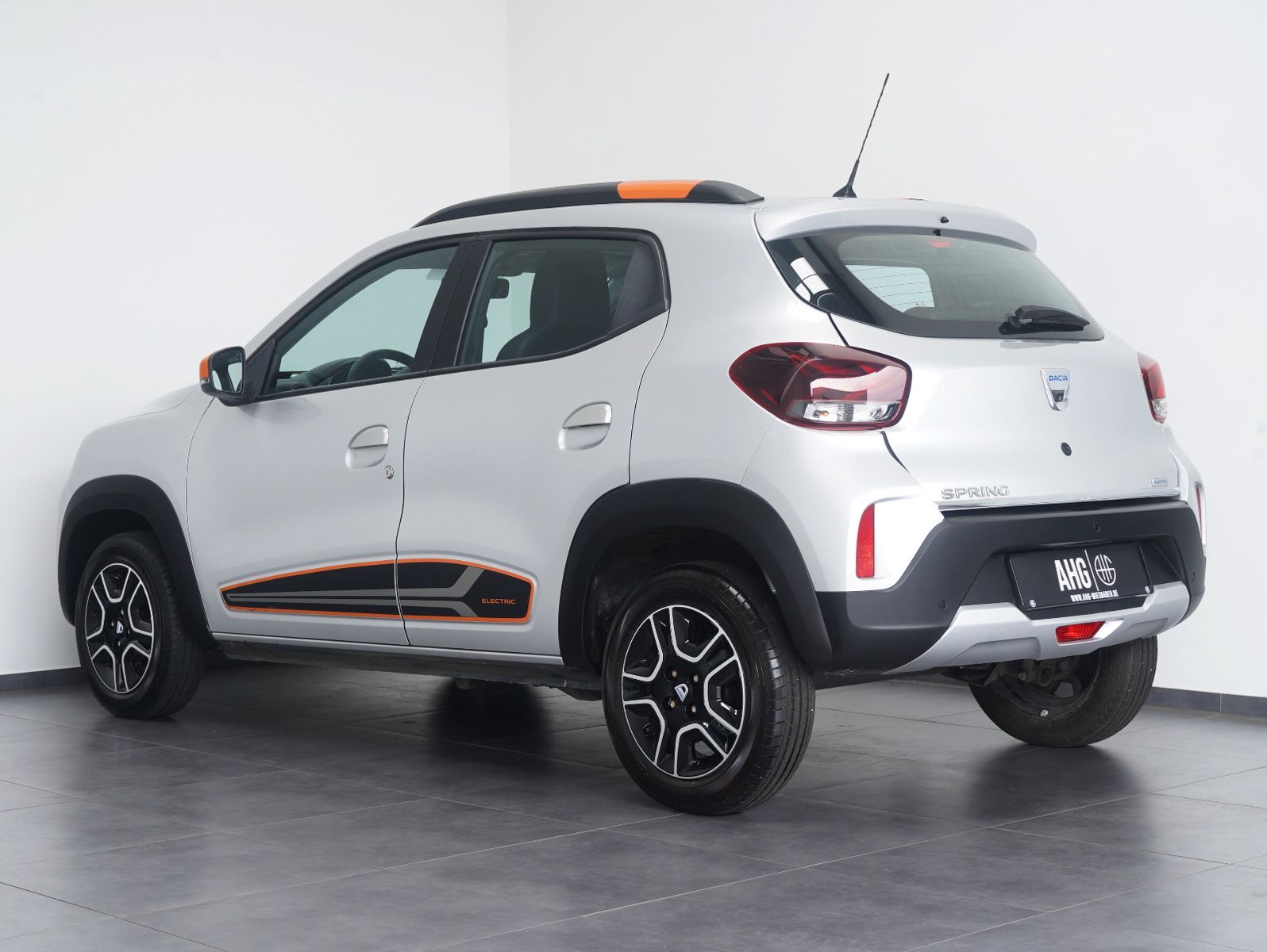 Fahrzeugabbildung Dacia Spring Electric Comfort Plus