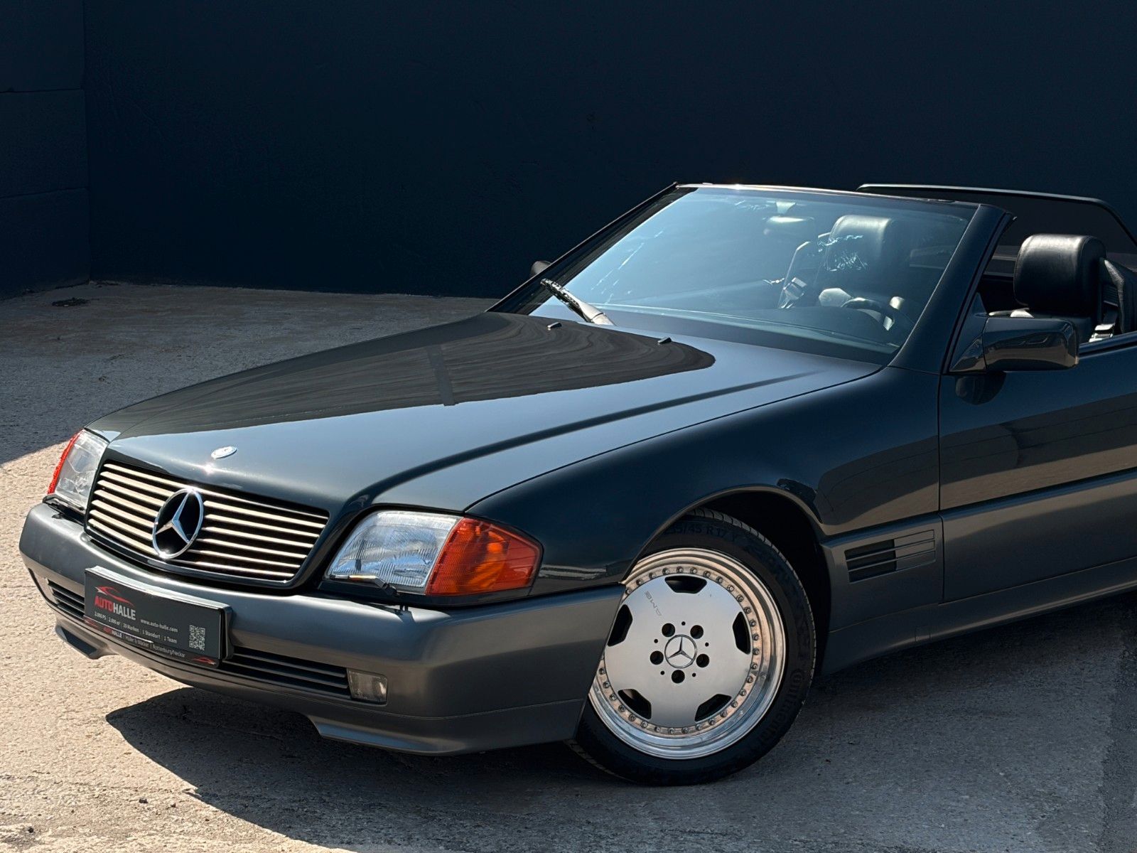 Fahrzeugabbildung Mercedes-Benz SL 320 R129 Cabrio Autom. AMG unfallfrei Note 2