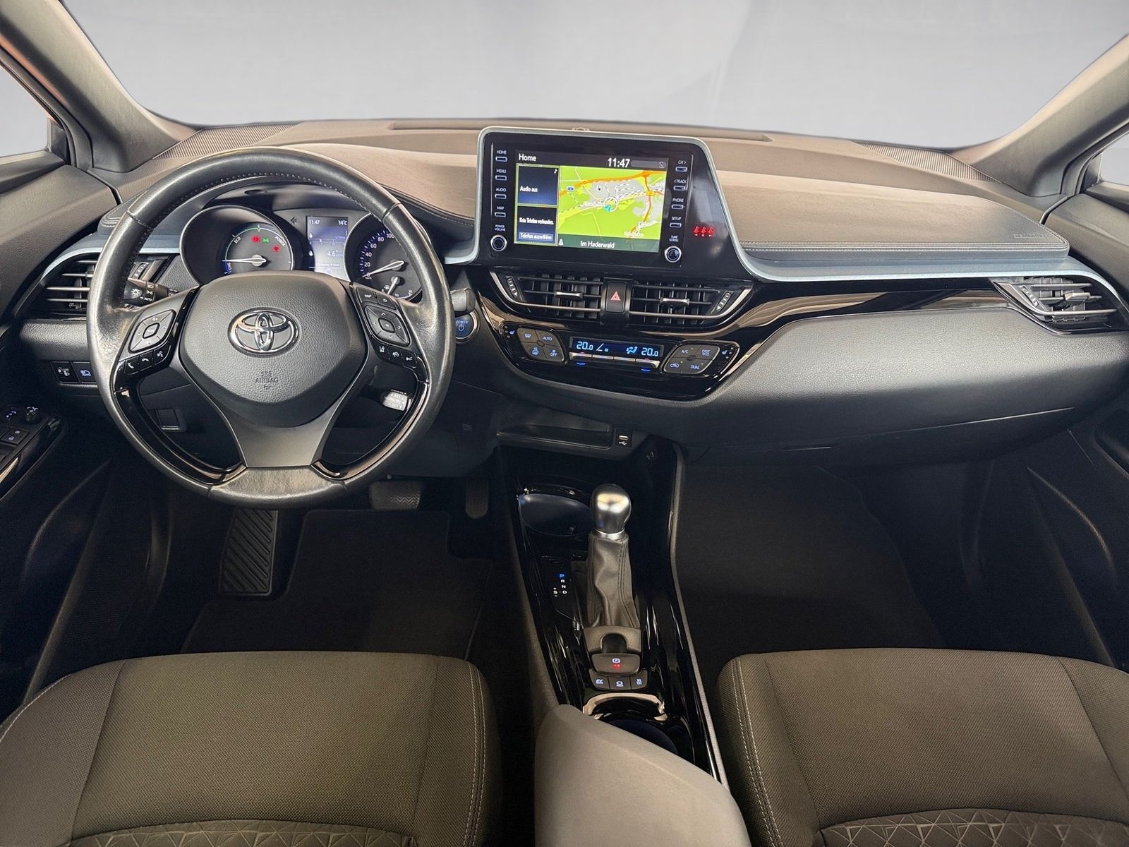 Fahrzeugabbildung Toyota C-HR 2.0 Team D Kamera,LED,Navi,PDC,SHZ