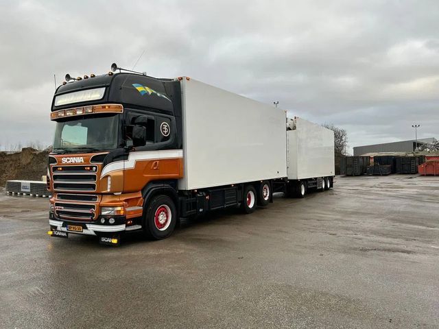 Scania R580 V8