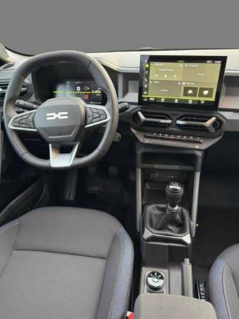 Fahrzeugabbildung Dacia Neuer Dacia Duster Expression TCe 130 4x4