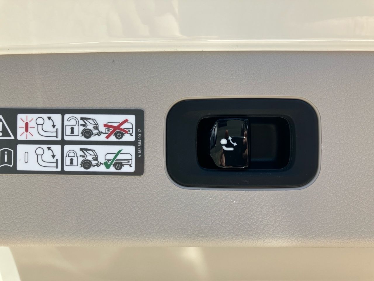 Fahrzeugabbildung Mercedes-Benz EQS 450+ Premium Plus AHK+Sitzklima+Pano+HA-Lkg