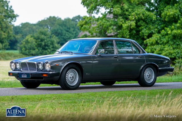Jaguar XJ12, 1986