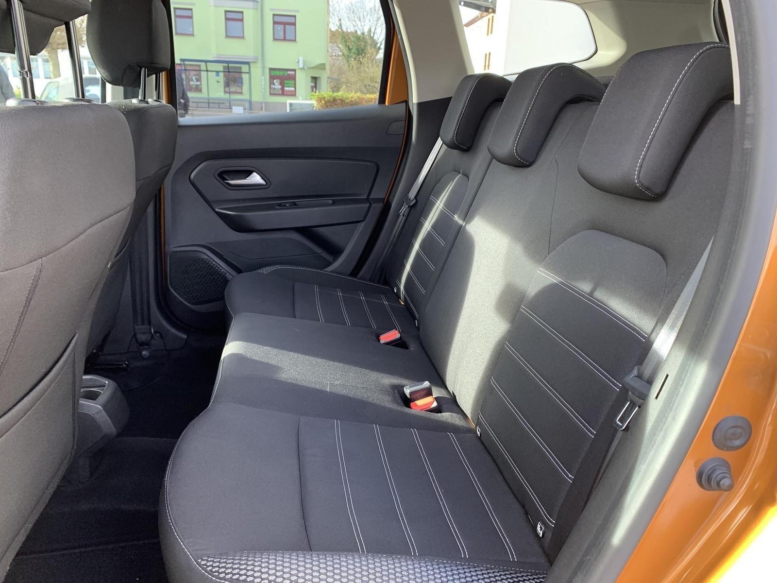Dacia Duster Prestige 150 AHK+Klimaaaut+Navi+Sitzhz, миниатюра 10