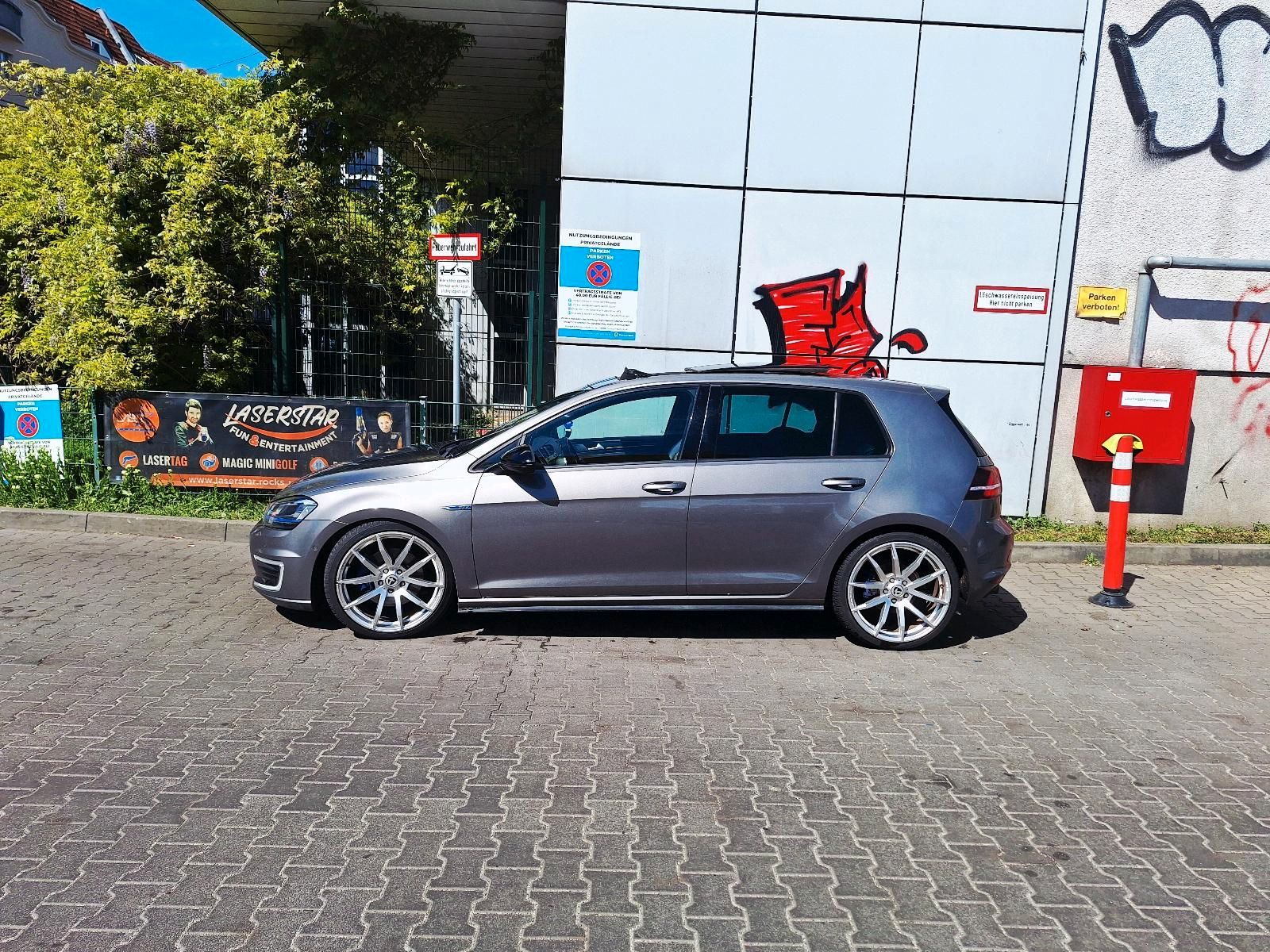 VW Golf