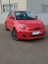 Fiat 500e 500 e Red - Fiat 500e Red Gebrauchtwagen