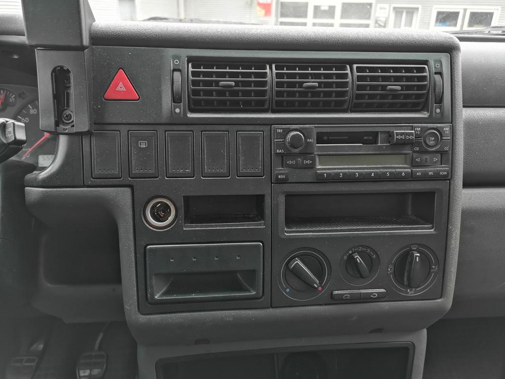 Volkswagen T4 Caravelle