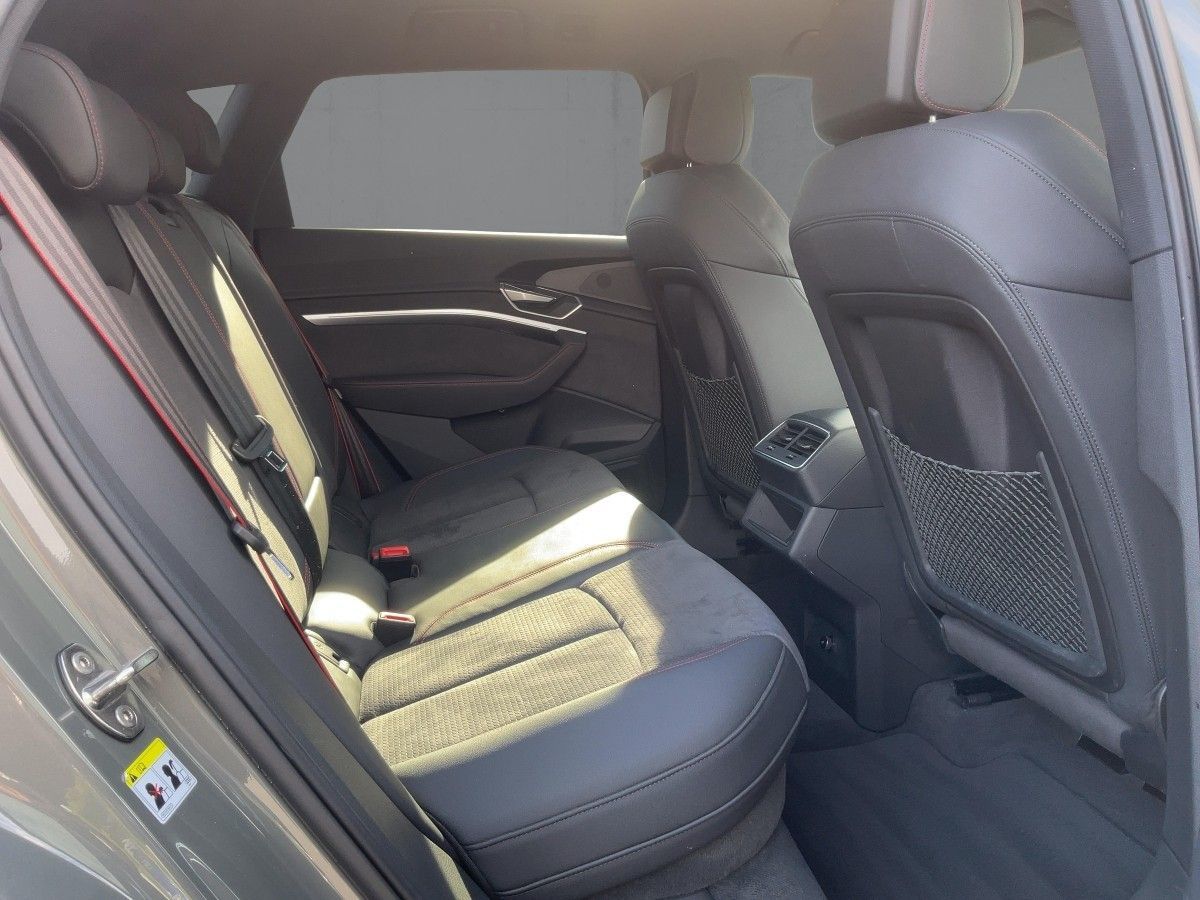 Audi Q8 e-tron - Bild 13