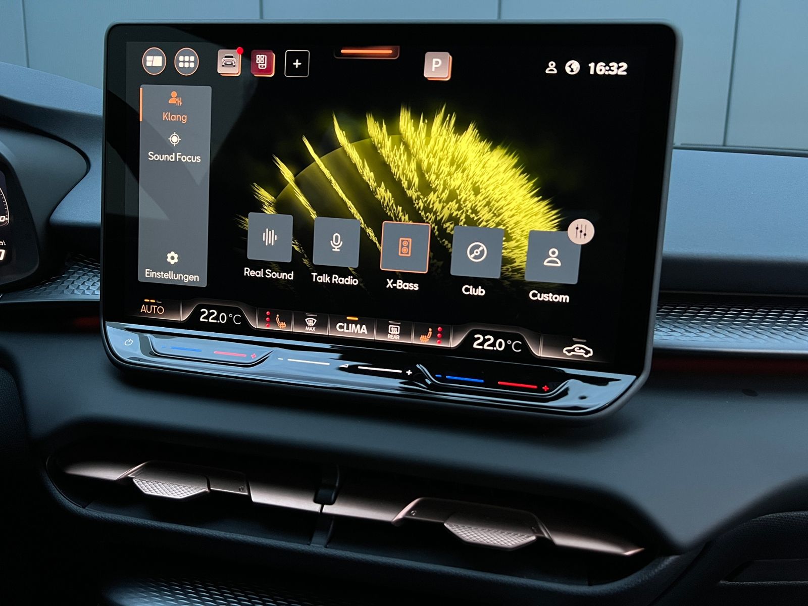 Fahrzeugabbildung CUPRA Terramar VZ 2.0 TSI DSG 4Drive *Garantie, AHK, D