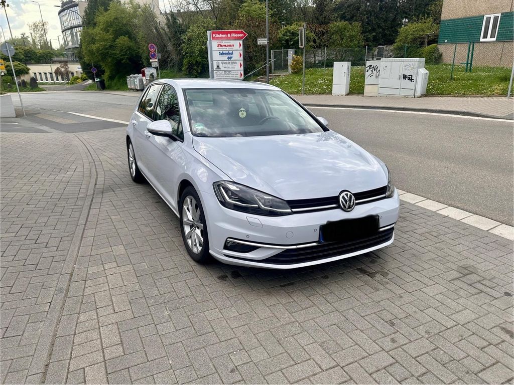 Image of Volkswagen Golf