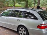 Mercedes-Benz E 240 T Classic - gebrauchte Mercedes-Benz E 240 aus dem Jahr 2005