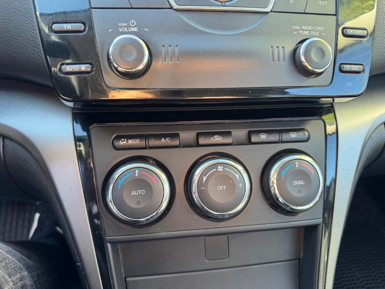 Mazda 6 2010 — photo 13