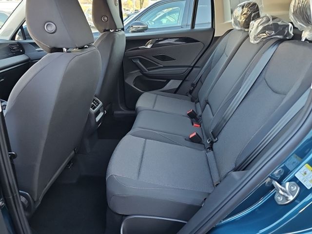 Fahrzeugabbildung Volkswagen Tiguan 1.5 eTSI DSG AHK SHZ RFK GJR CLIMATRONIC