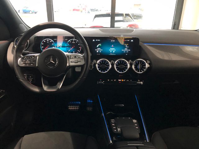 Fahrzeugabbildung Mercedes-Benz GLA 200 /AMG/AHK/Night/Kamera