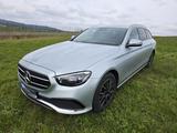 Mercedes-Benz E 220 d T Autom. -