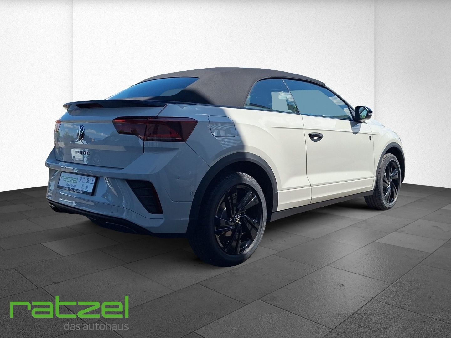 Fahrzeugabbildung Volkswagen T-Roc Edition Karmann 1.5TSI DSG Standh.+LED+PDC