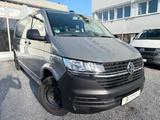 Volkswagen T6.1 Caravelle Lang 9-SITZER AHK|APP|PDC|STHZ - Volkswagen T6 Caravelle in Stuttgart