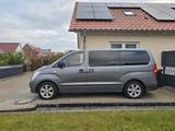 Hyundai H1, Baujahr 2011, guter Zustand, Rampe - gebrauchte Hyundai H-1 aus dem Jahr 2011