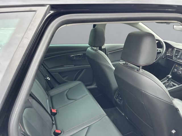 Leon ST FR *PANODACH+NAVI+LEDER+SEAT SOUND+AHK*