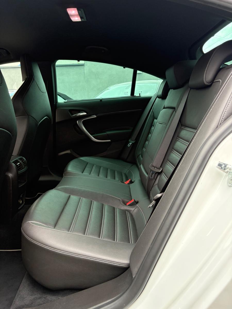 Opel Insignia OPC 4x4 UNLIMITED SPUR/TOT/NAVI/ACC/SZH