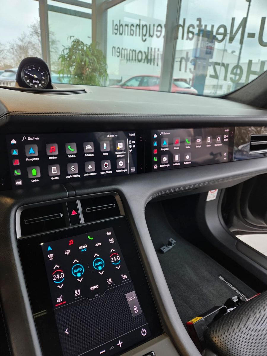 Fahrzeugabbildung Porsche Taycan Turbo S/PCCB/Carbon/Voll!