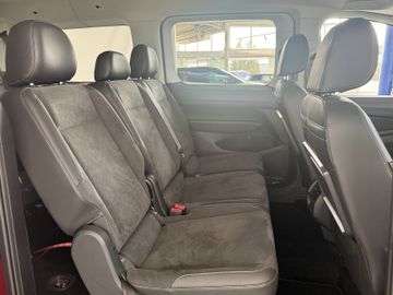 Volkswagen Caddy Maxi eHYBRID DSG STYLE LED ACC KAM 7SITZ