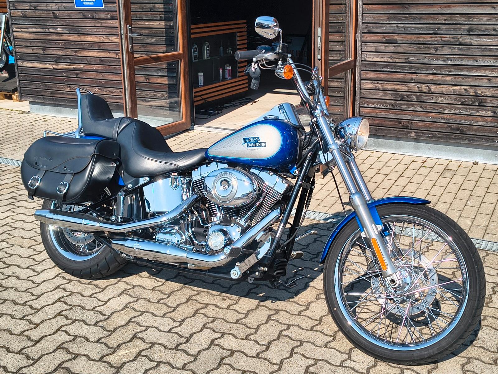 Harley-Davidson FXSTC Softail Custom