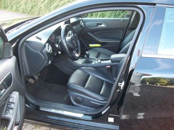 Bild 9 Mercedes-Benz A 180 Style Alu Klima PDC+Kam+Parkassi SHZ Navi