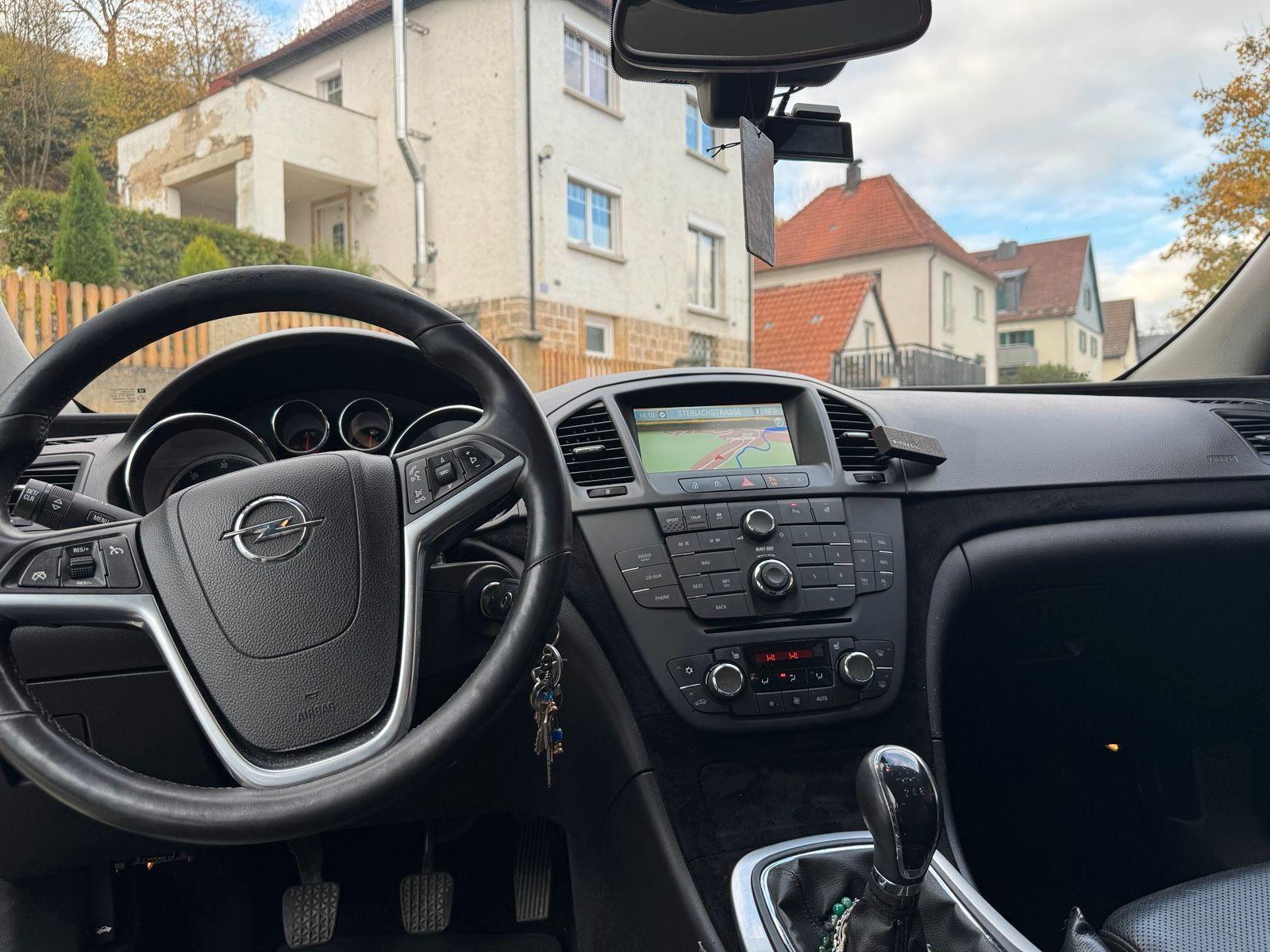 Opel Insignia 2012 — photo 10