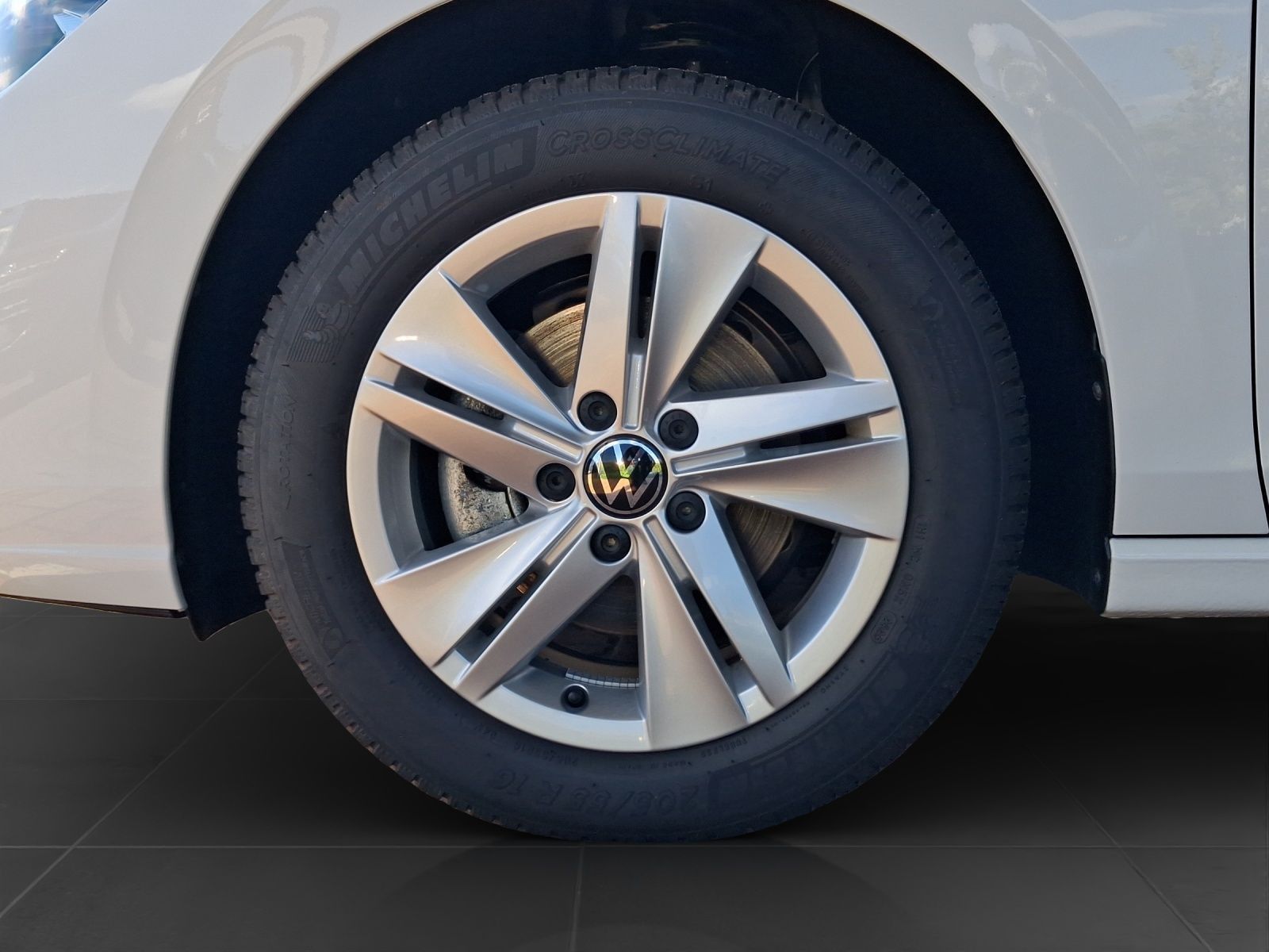Volkswagen Golf - Bild 7