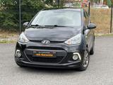 Hyundai i10 FIFA World Cup Edition/SHZ/LHZ/Tempomat - Hyundai i10: Fifa World Cup Edition
