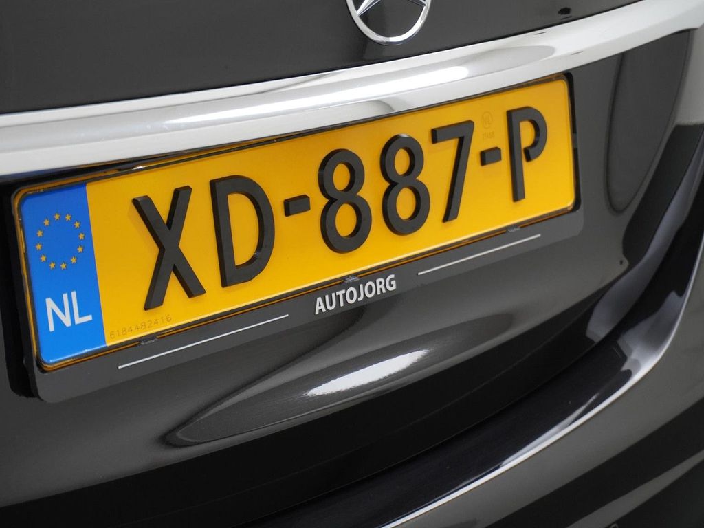 Mercedes-Benz E 400 4Matic Premium Plus AMG Styling Schiebedac