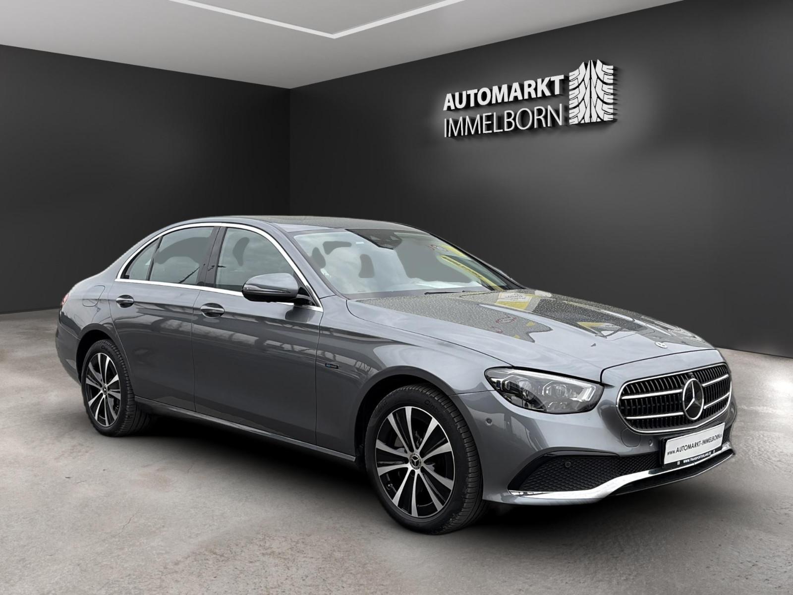 Mercedes-Benz E 300 de Pano*360*Mubeam*Distro*AHK*Navi*DAB*18