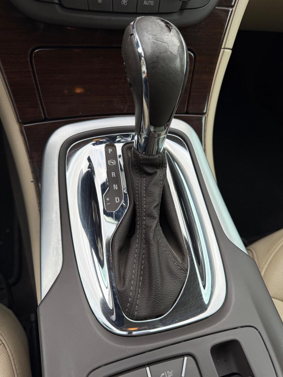 Opel Insignia 2013 — photo 15